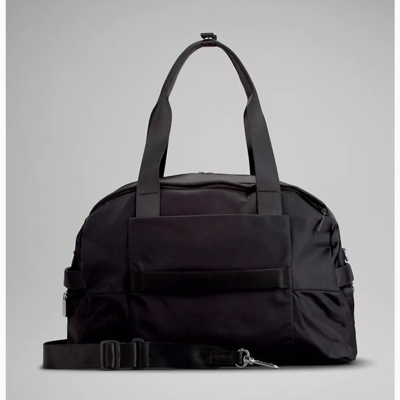 Lululemon City Adventurer Duffle Bag 29L - Picture 3 of 11